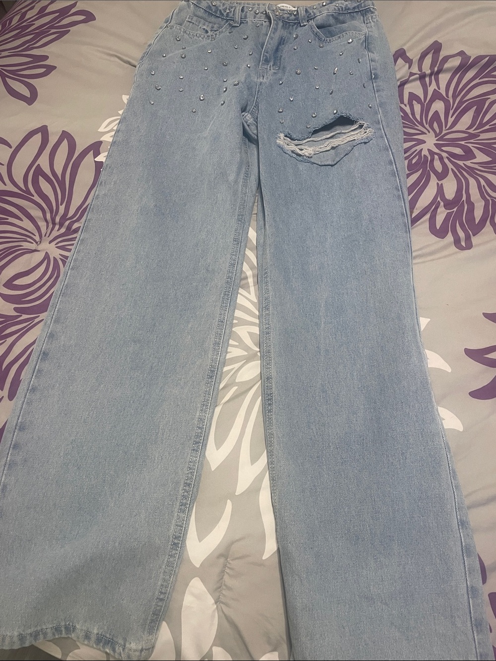 Forever 21 light Wash Crystal Studded Wide Leg Jeans - Women